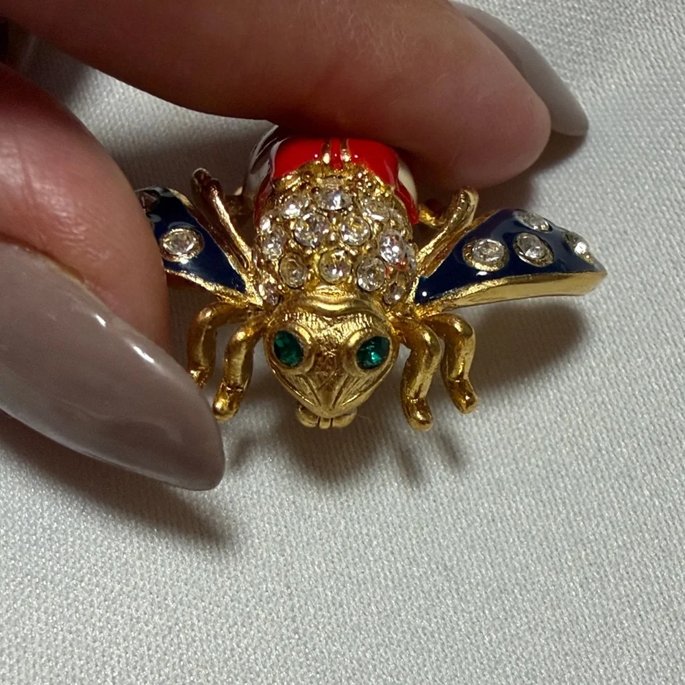 Joan Rivers Gold and Red Bee Brooch - Picture 8 of 9